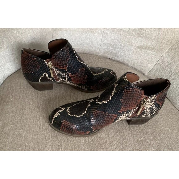 CROWN & IVY Women’s SNAKESKIN Bootie Boots ANKLE BOOTS Black Brown SIZE 6.5 - Picture 5 of 8